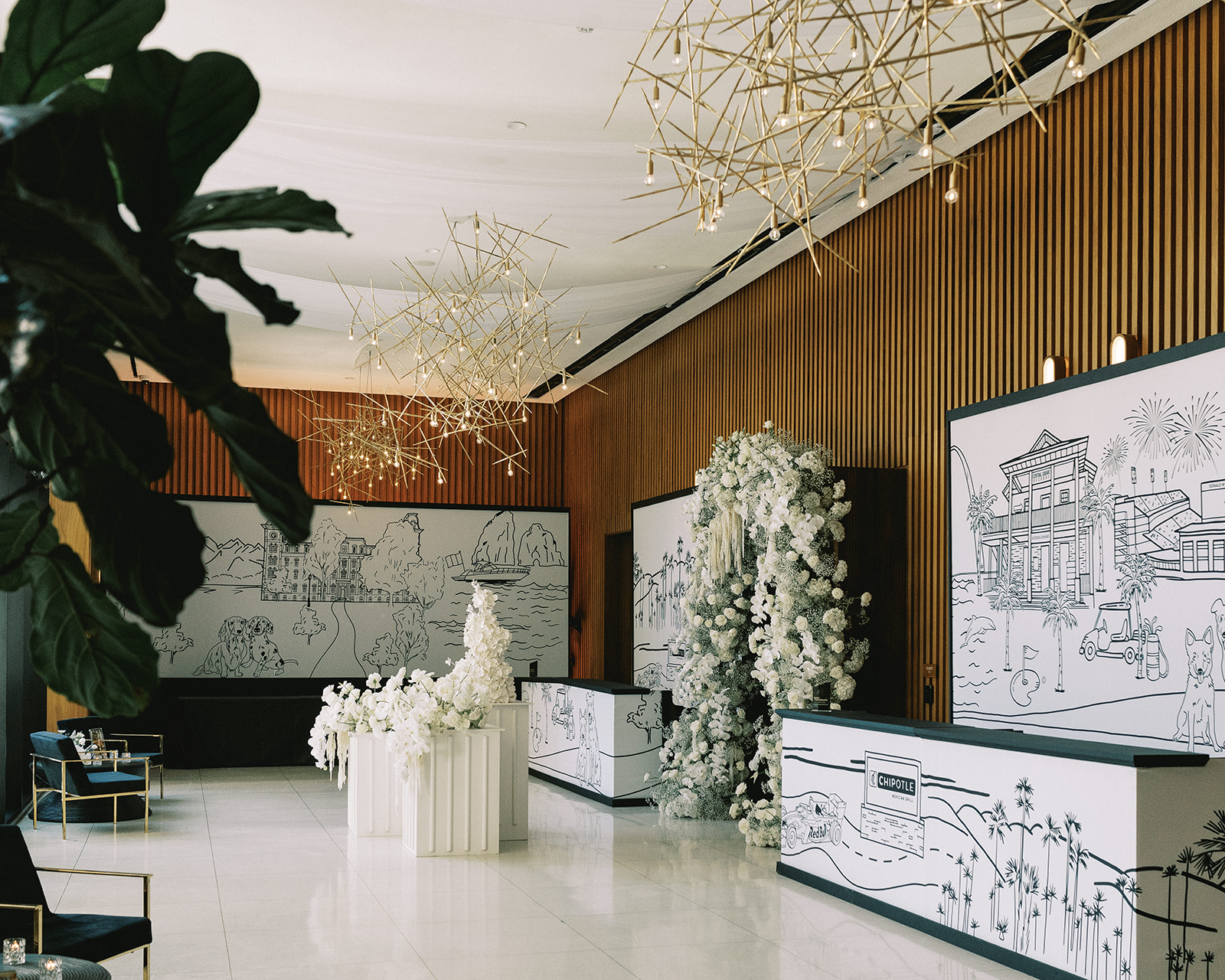 Giant Foyer